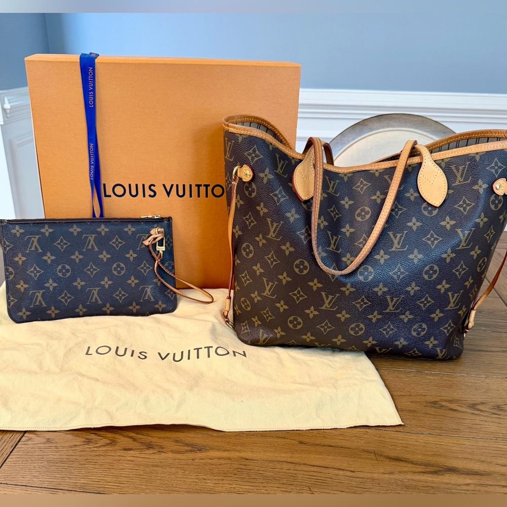Louis Vuitton Neverfull MM Monogram Canvas + Pochette Dust Bag + Box | Authentic